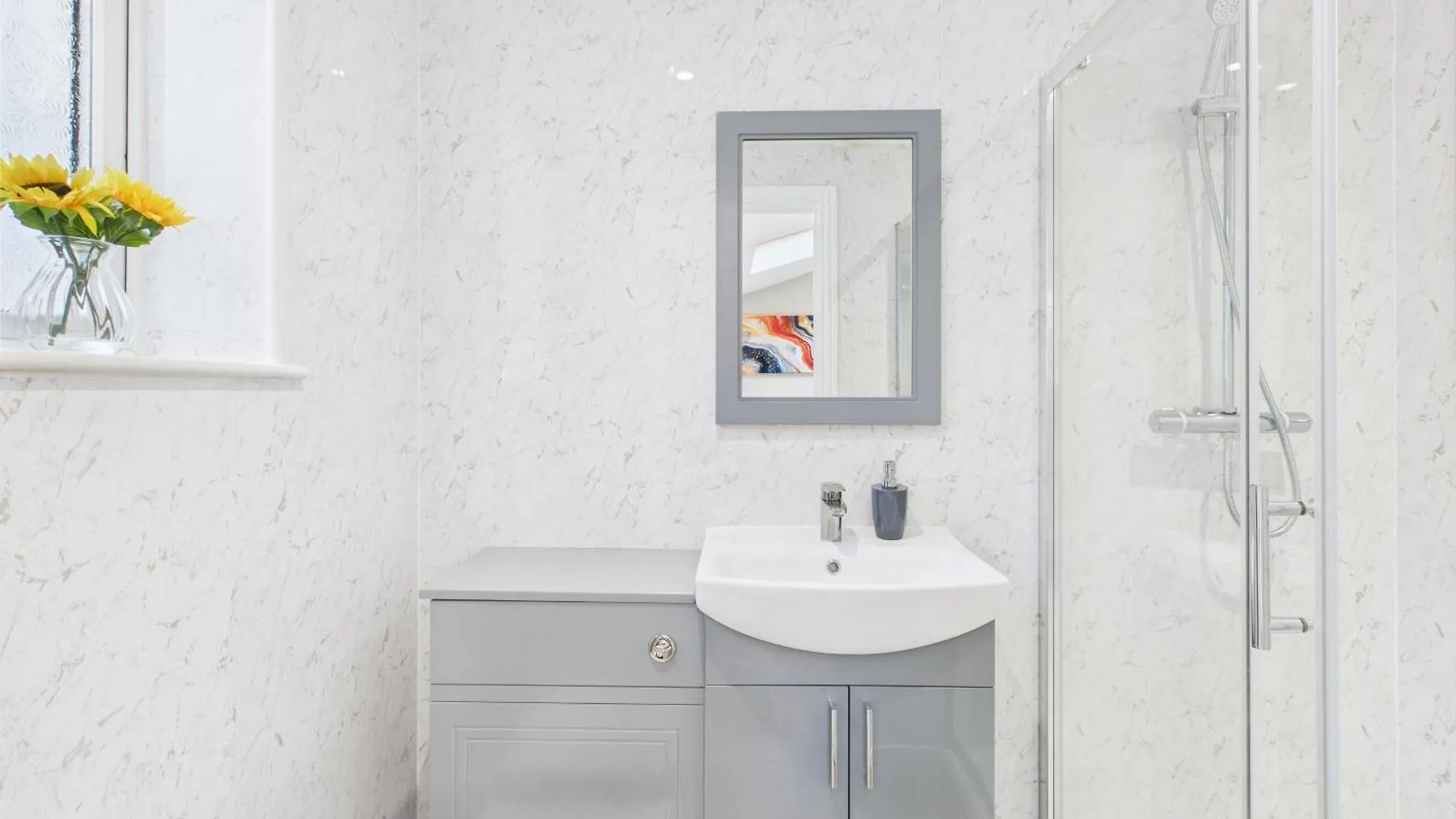 New Queens Road Property By Signature Stays 첼튼엄