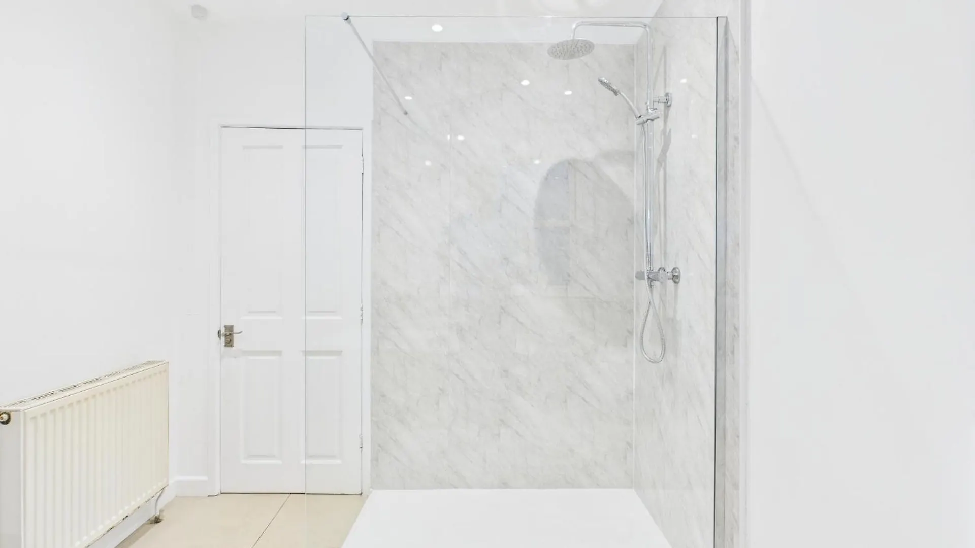 New Queens Road Property By Signature Stays 첼튼엄 0*,  영국